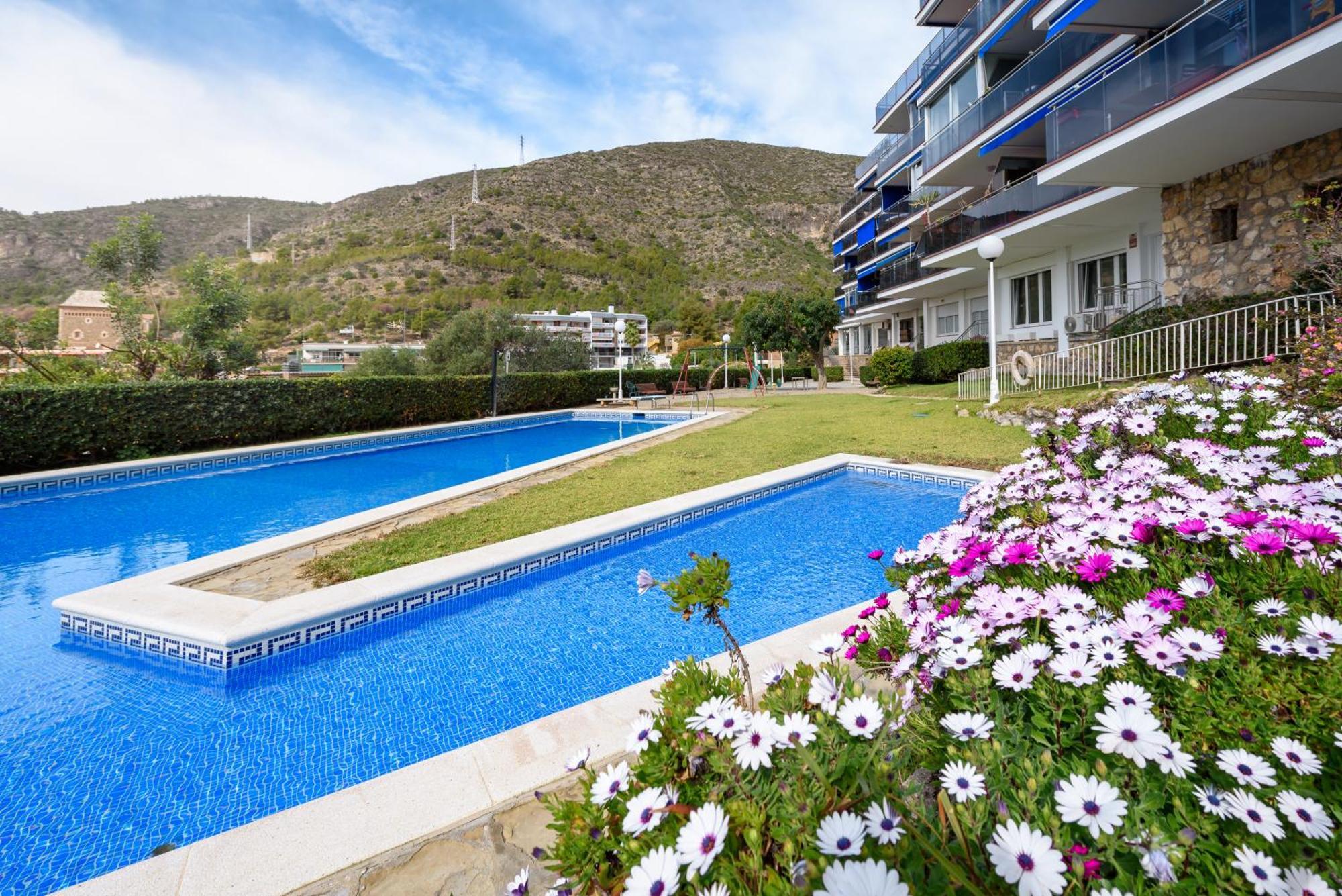 Apartamento Reisol Castelldefels Ngoại thất bức ảnh