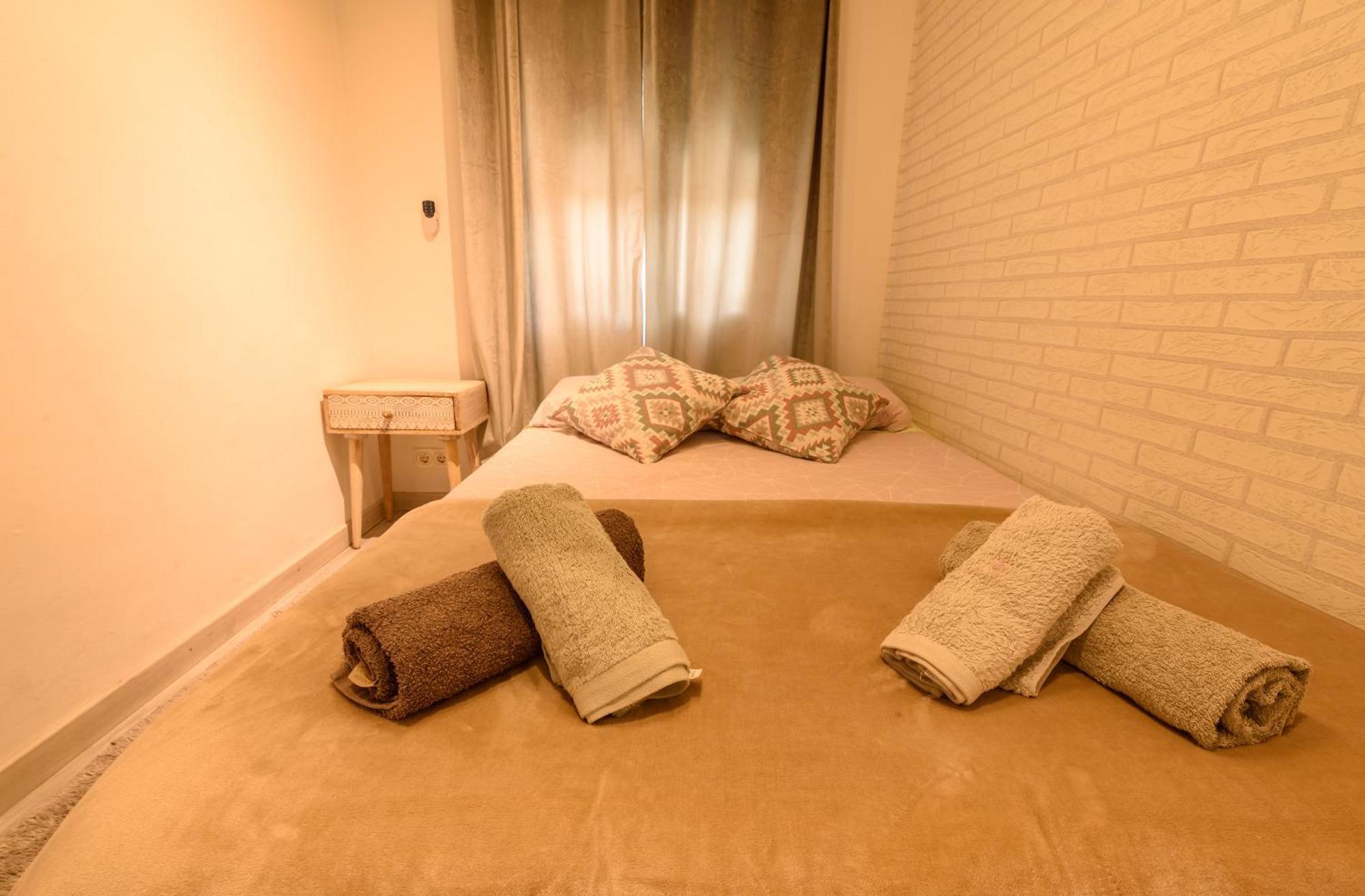 Apartamento Reisol Castelldefels Ngoại thất bức ảnh