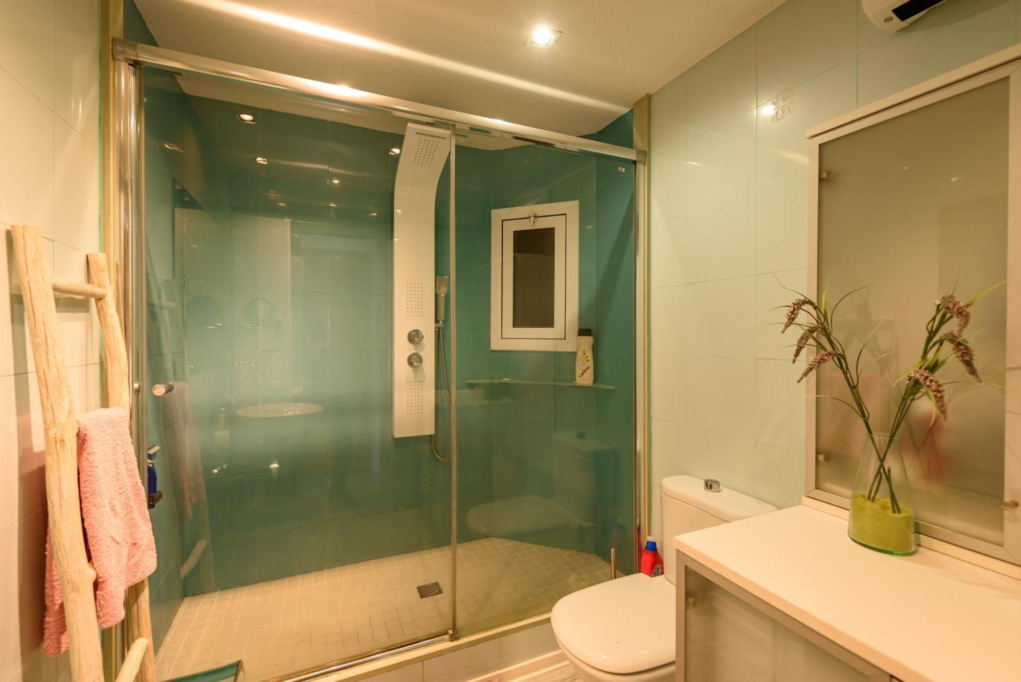 Apartamento Reisol Castelldefels Ngoại thất bức ảnh